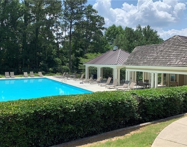 2060 Fife Ridge Court - Photo Thumbnail 33