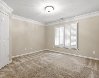 2060 Fife Ridge Court - Photo Thumbnail 16