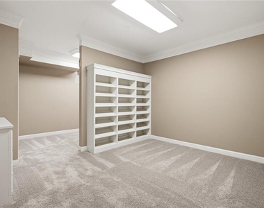 2060 Fife Ridge Court - Photo Thumbnail 19