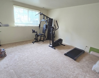 484 Belvedere Lane - Photo Thumbnail 17