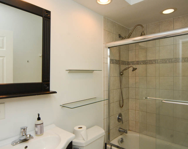 1720 W Augusta Avenue - Photo Thumbnail 15