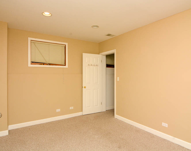 1720 W Augusta Avenue - Photo Thumbnail 14