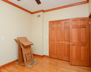 1720 W Augusta Avenue - Photo Thumbnail 13