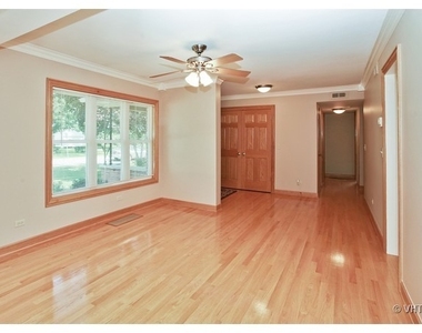 257 Vista Road - Photo Thumbnail 1