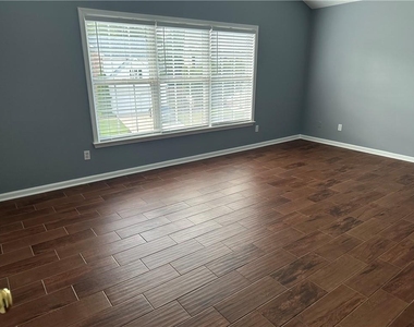 4306 Shillham Court - Photo Thumbnail 17