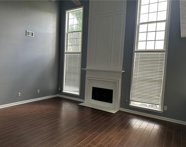 4306 Shillham Court - Photo Thumbnail 6