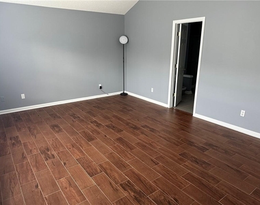 4306 Shillham Court - Photo Thumbnail 18