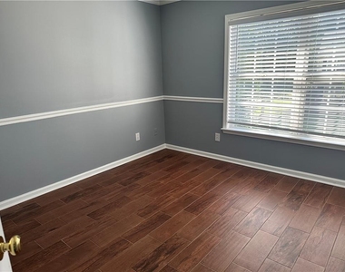 4306 Shillham Court - Photo Thumbnail 15