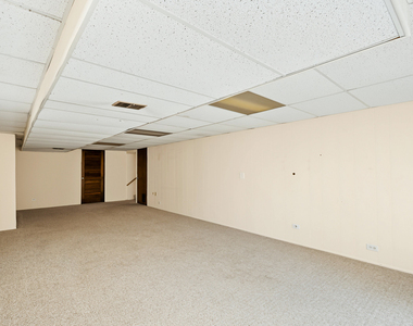 673 N Park Boulevard - Photo Thumbnail 18