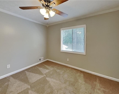 904 Branford Lane Nw - Photo Thumbnail 11