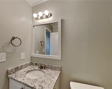 904 Branford Lane Nw - Photo Thumbnail 14