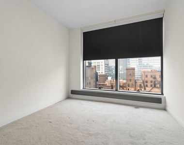 60 E Monroe Street - Photo Thumbnail 9