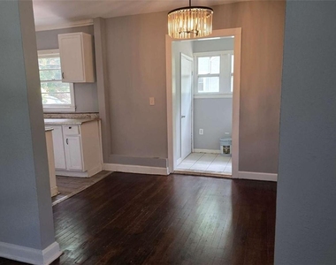 1336 Wichita Drive Sw - Photo Thumbnail 8