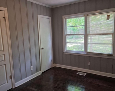 1336 Wichita Drive Sw - Photo Thumbnail 11