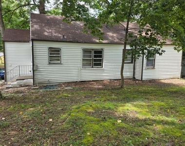 1336 Wichita Drive Sw - Photo Thumbnail 3