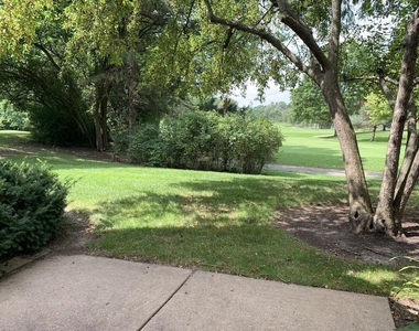 946 Shoreline Road - Photo Thumbnail 15