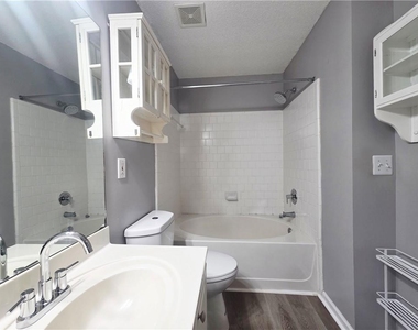 4645 Valais Court - Photo Thumbnail 10