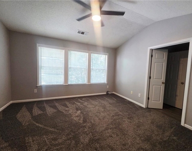 4645 Valais Court - Photo Thumbnail 8