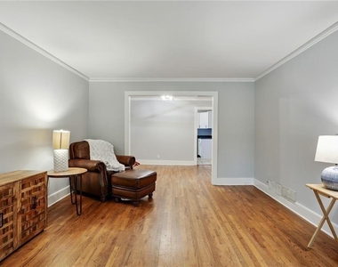1466 E Rock Springs Road Ne - Photo Thumbnail 2