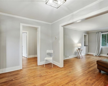 1466 E Rock Springs Road Ne - Photo Thumbnail 5
