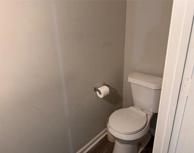 3833 Waldrop Lane - Photo Thumbnail 15