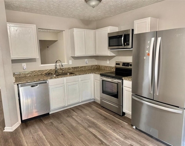 3833 Waldrop Lane - Photo Thumbnail 2