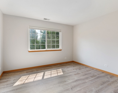 2405 Wilton Lane - Photo Thumbnail 14