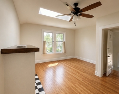 4003 Madison Avenue - Photo Thumbnail 5