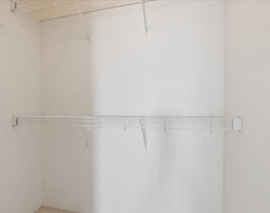1720 Maple Avenue - Photo Thumbnail 16