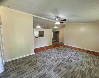 7 Sherwood Loop - Photo Thumbnail 6
