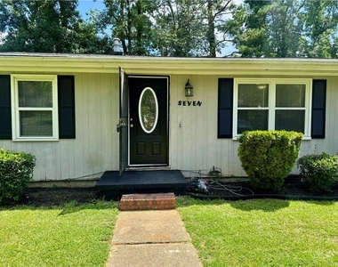 7 Sherwood Loop - Photo Thumbnail 5