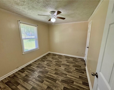 7 Sherwood Loop - Photo Thumbnail 9