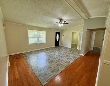 7 Sherwood Loop - Photo Thumbnail 8