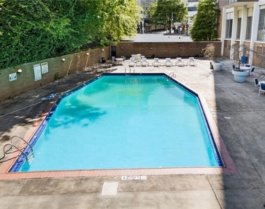 215 Piedmont Avenue Ne - Photo Thumbnail 15