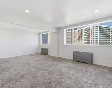 215 Piedmont Avenue Ne - Photo Thumbnail 5