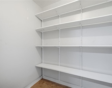 215 Piedmont Avenue Ne - Photo Thumbnail 10