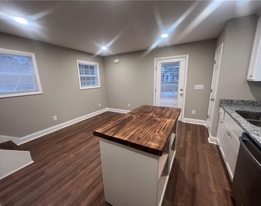 13 Myrtle Drive - Photo Thumbnail 2