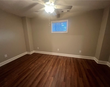 13 Myrtle Drive - Photo Thumbnail 6