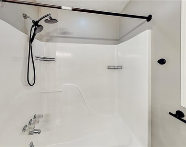 985 Crystal Water Drive - Photo Thumbnail 14