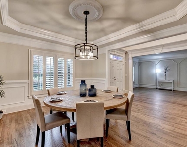 9848 Talisman Drive - Photo Thumbnail 7