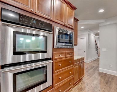 9848 Talisman Drive - Photo Thumbnail 34