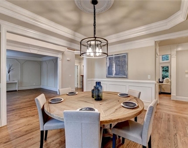 9848 Talisman Drive - Photo Thumbnail 8