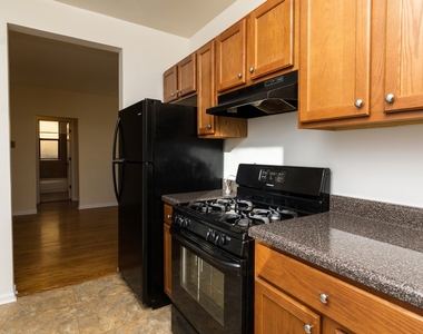 3213 W Diversey Avenue - Photo Thumbnail 2