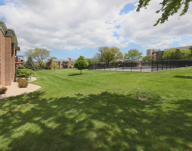 10385 Dearlove Road - Photo Thumbnail 6