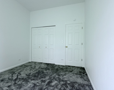 1146 Bristol Lane - Photo Thumbnail 10