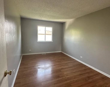 1741 Bell Drive - Photo Thumbnail 11