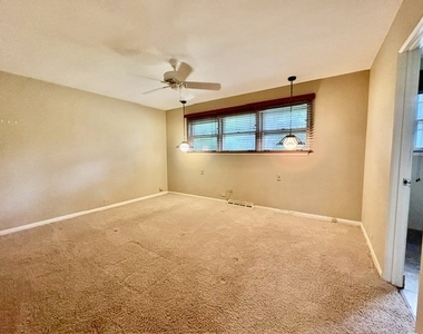 512 Karey Court - Photo Thumbnail 11