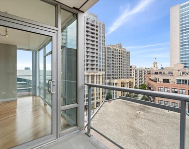 510 W Erie Street - Photo Thumbnail 21