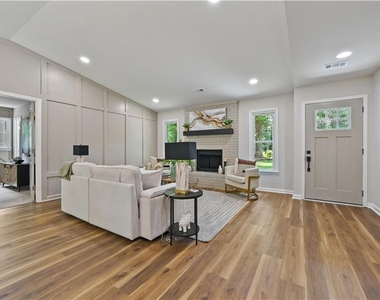 4246 Nora Lane - Photo Thumbnail 5