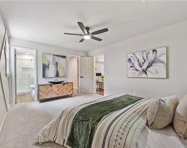 4246 Nora Lane - Photo Thumbnail 3